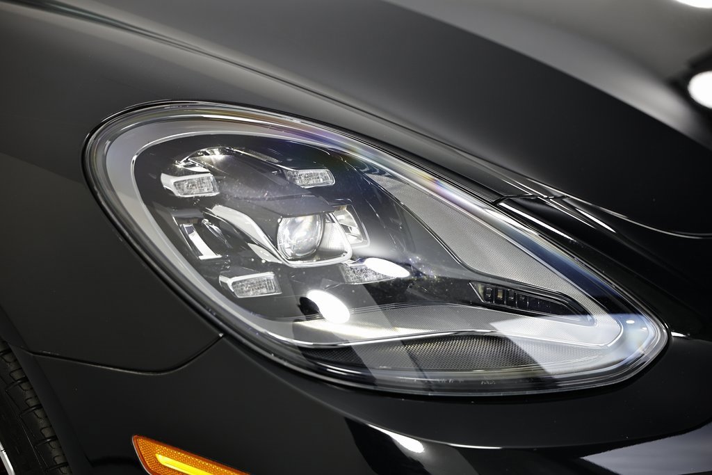 Certified 2023 Porsche Panamera 4S image 17