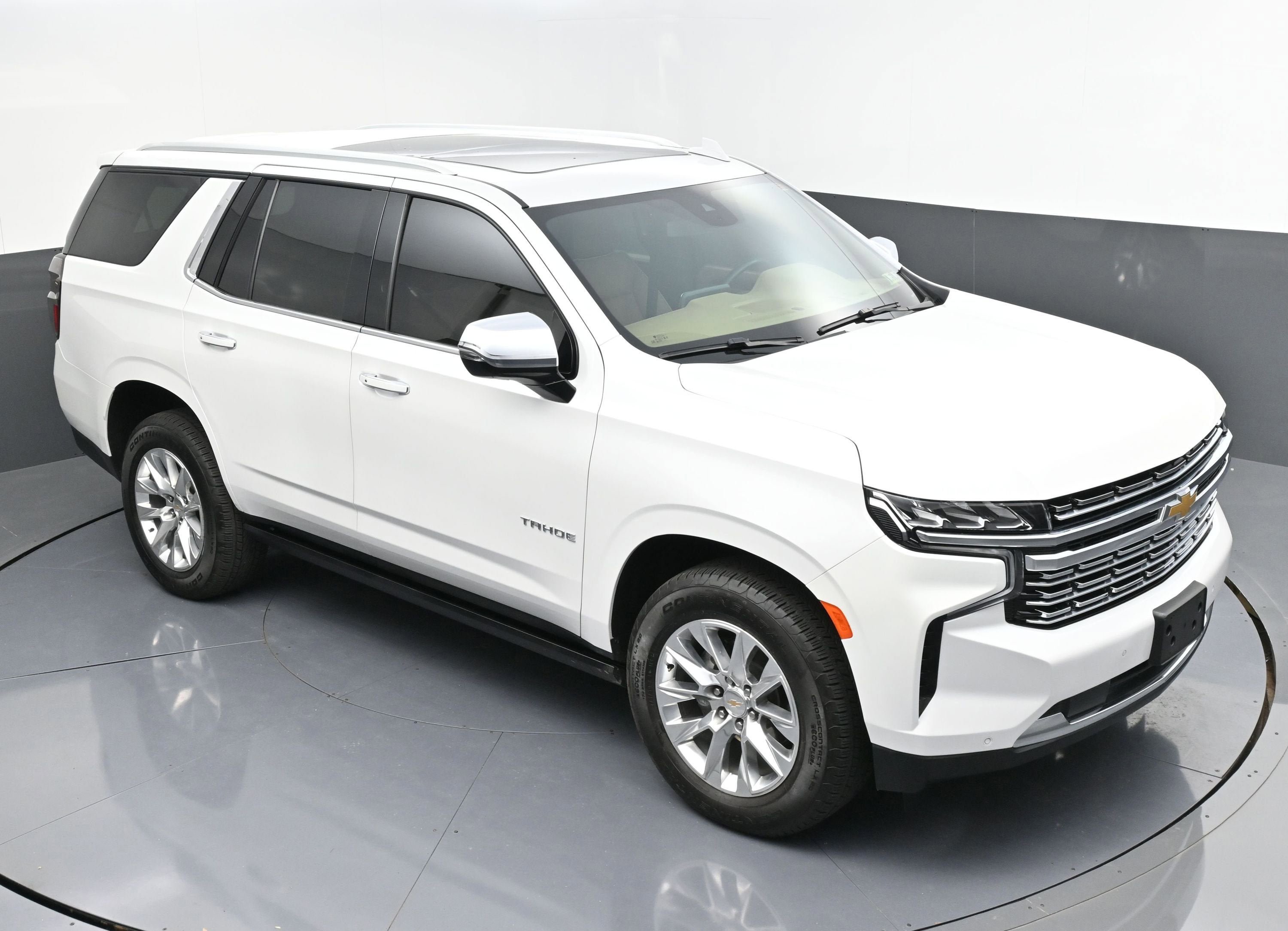 Used 2023 Chevrolet Tahoe Premier AWD/4WD image 54