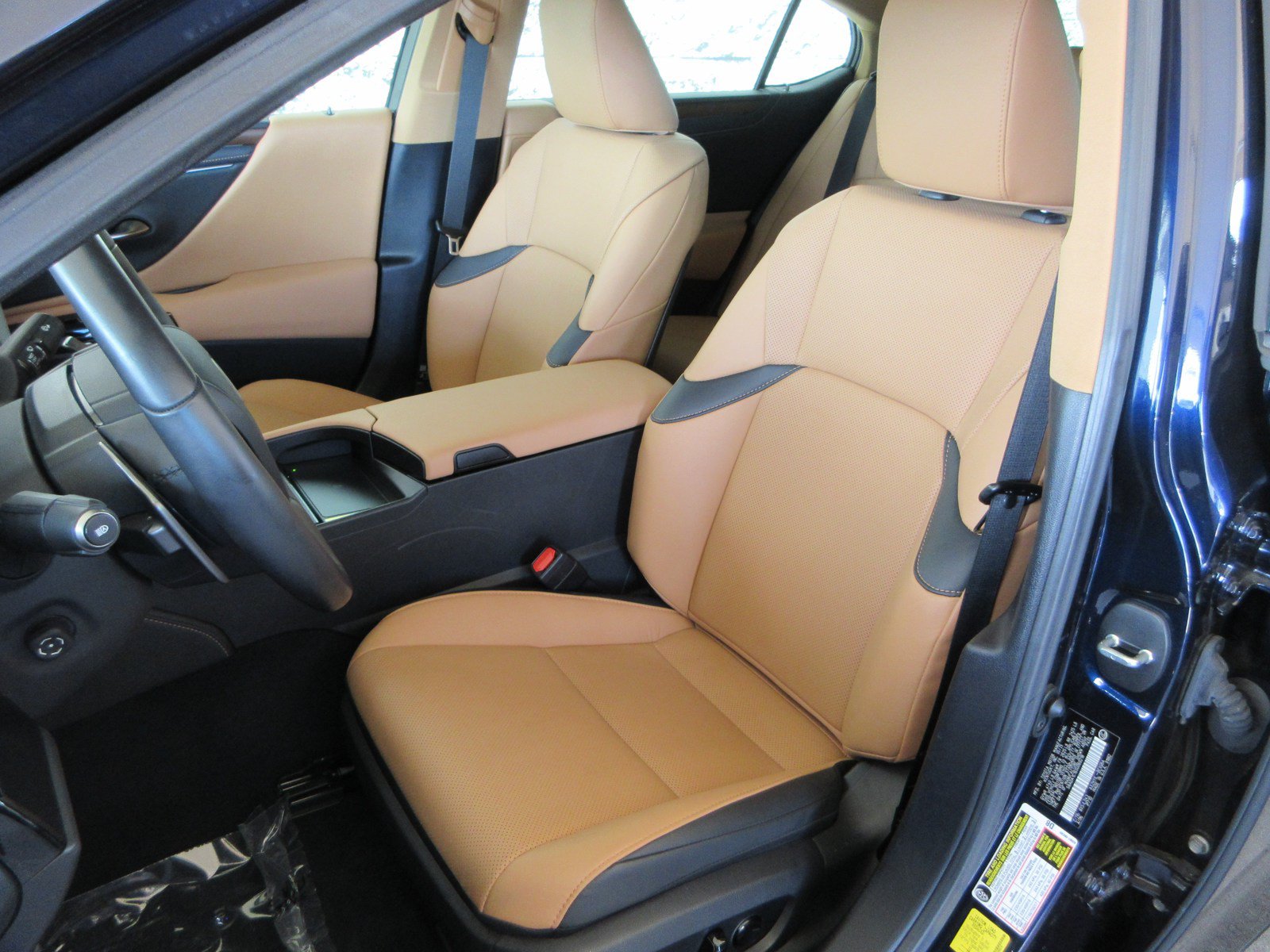 Used 2025 Lexus ES 300h w/ Premium Package FWD image 31