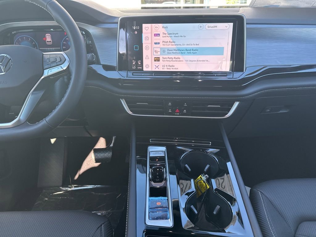 New 2026 Volkswagen Atlas Cross Sport SE image 15