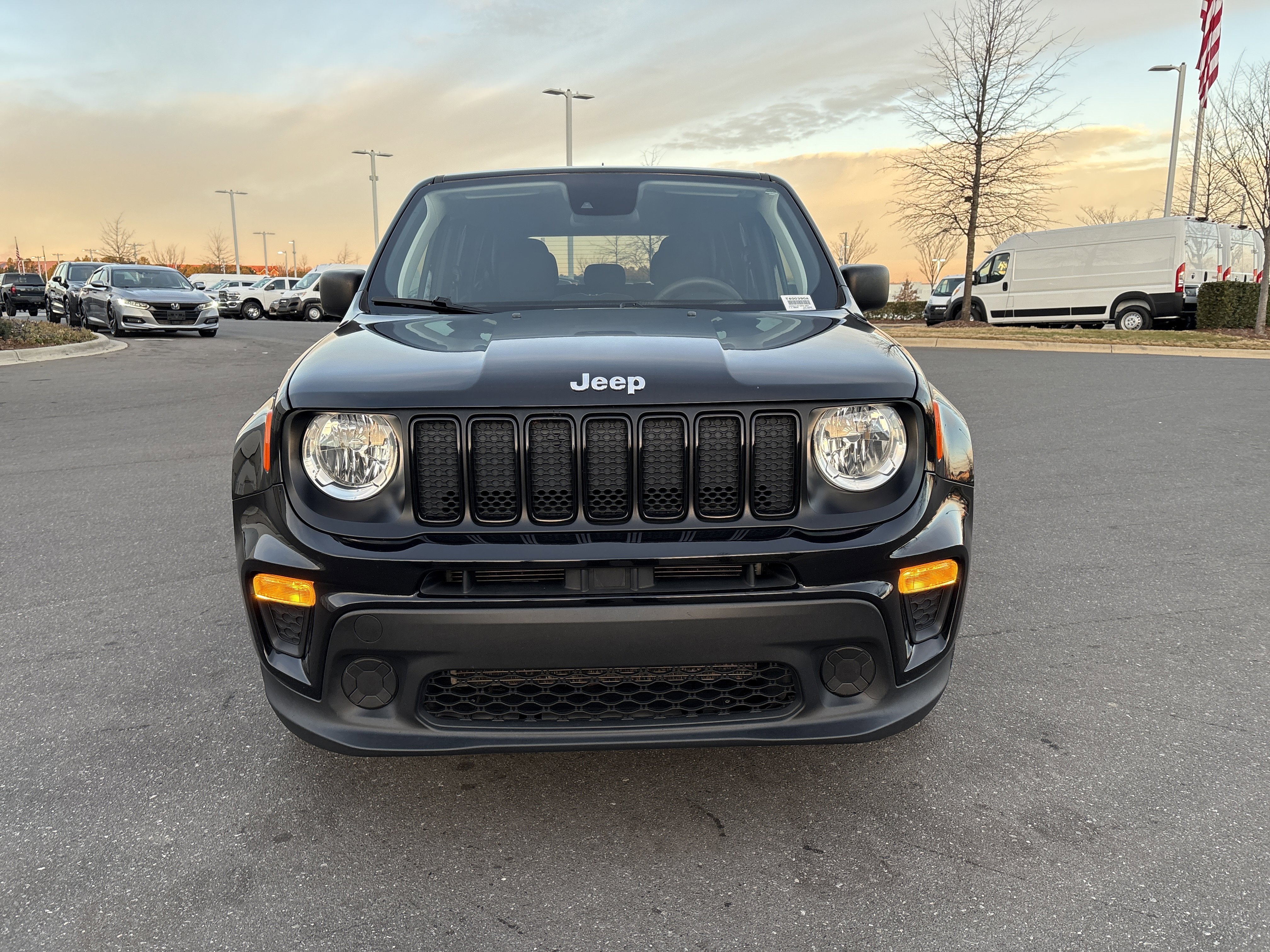 Used 2021 Jeep Renegade Sport image 3