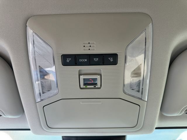 Used 2024 Toyota RAV4 LE AWD/4WD image 42