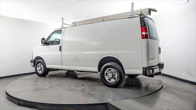 Used 2015 Chevrolet Express 3500 RWD image 6