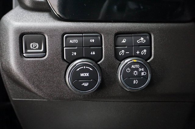 Used 2024 Chevrolet Silverado 1500 LTZ w/ LTZ Premium Package image 12