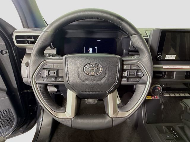 New 2026 Toyota 4Runner TRD Off-Road AWD/4WD image 11