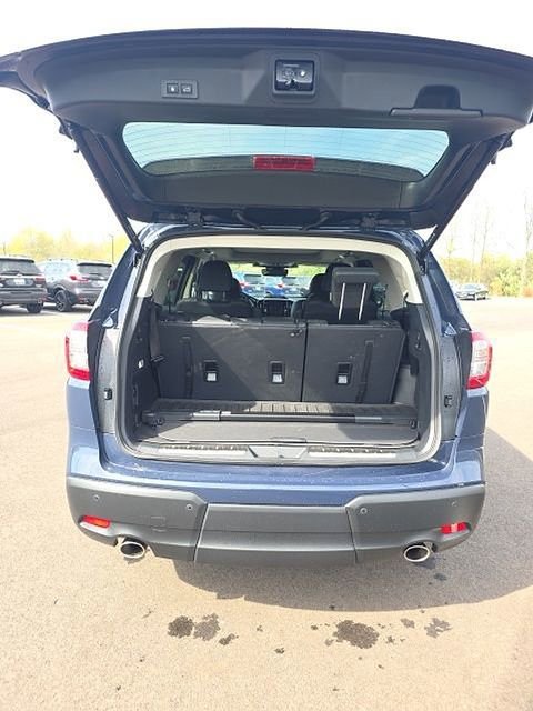 Used 2025 Subaru Ascent Bronze Edition w/ Popular Package #2 image 6