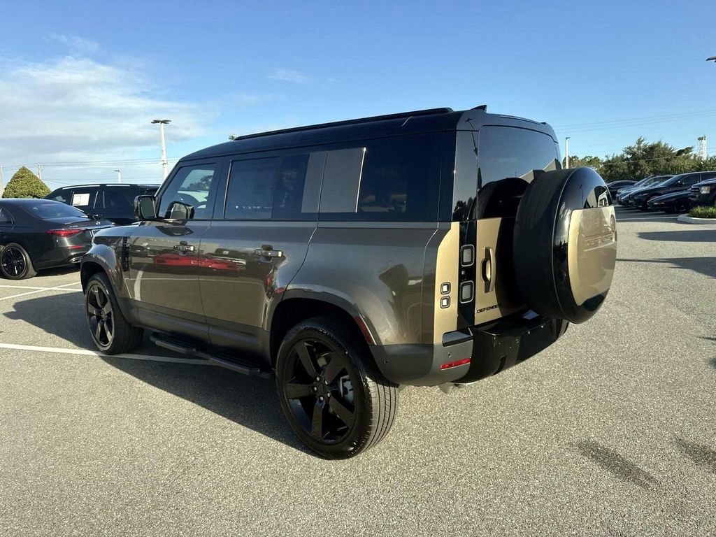 New 2026 Land Rover Defender 110 S AWD/4WD image 4