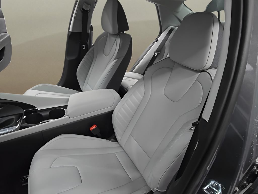 New 2026 Hyundai Elantra Limited FWD image 13