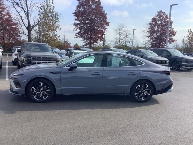 Used 2025 Hyundai Sonata SEL AWD/4WD image 9