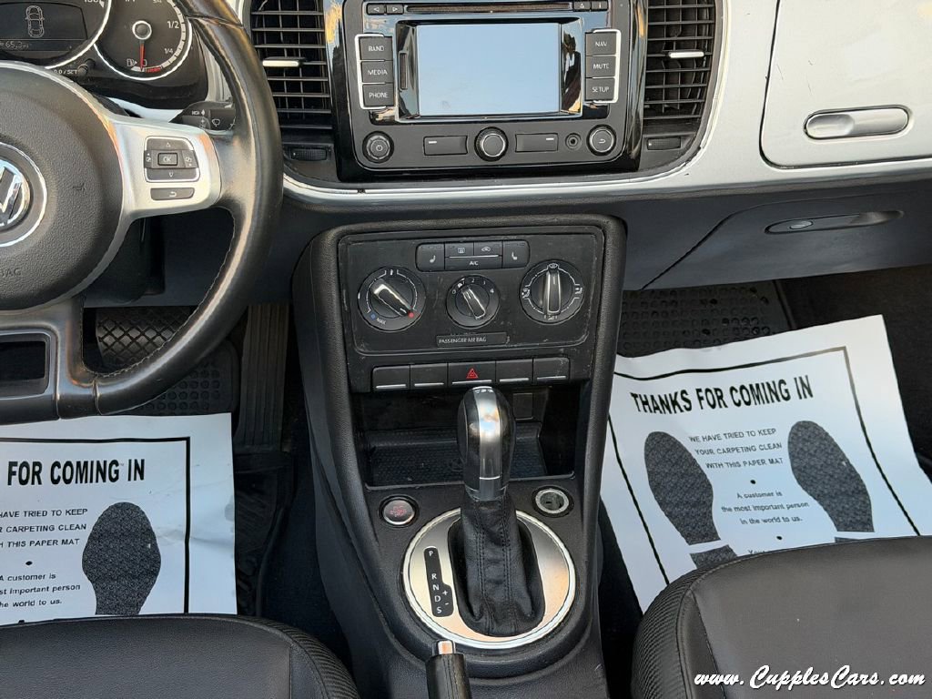 Used 2015 Volkswagen Beetle TDI image 20