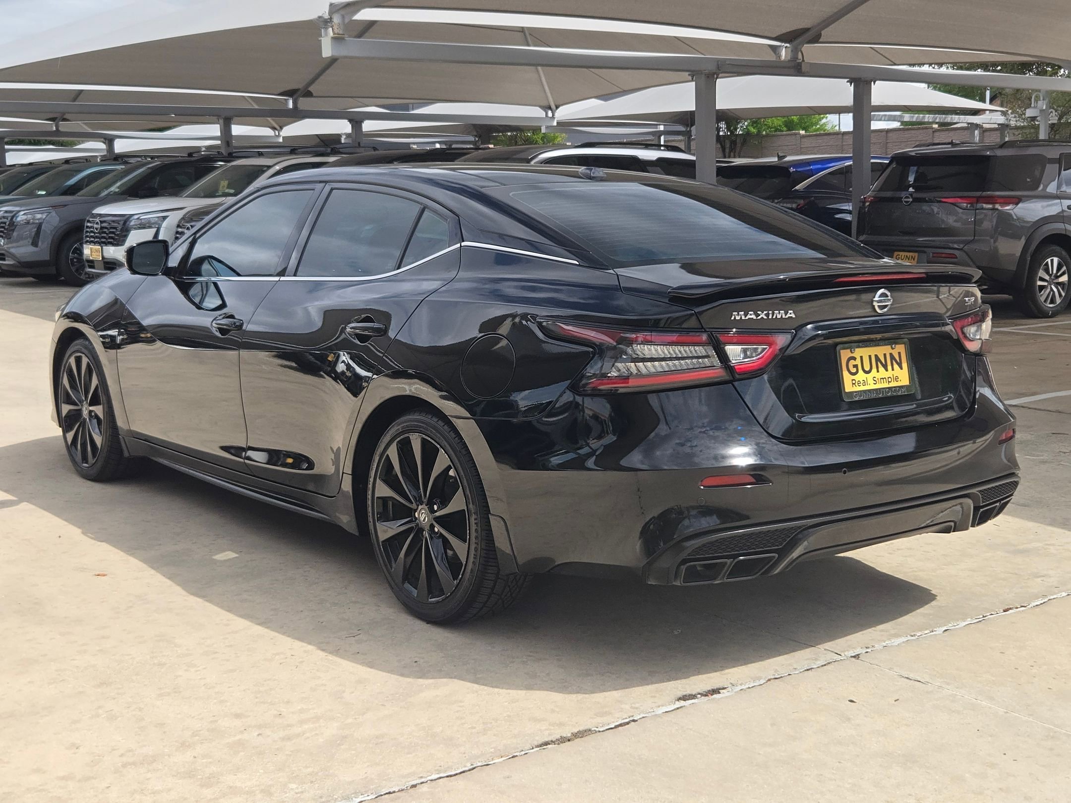 Used 2021 Nissan Maxima SR w/ Sport Mat Group FWD image 5