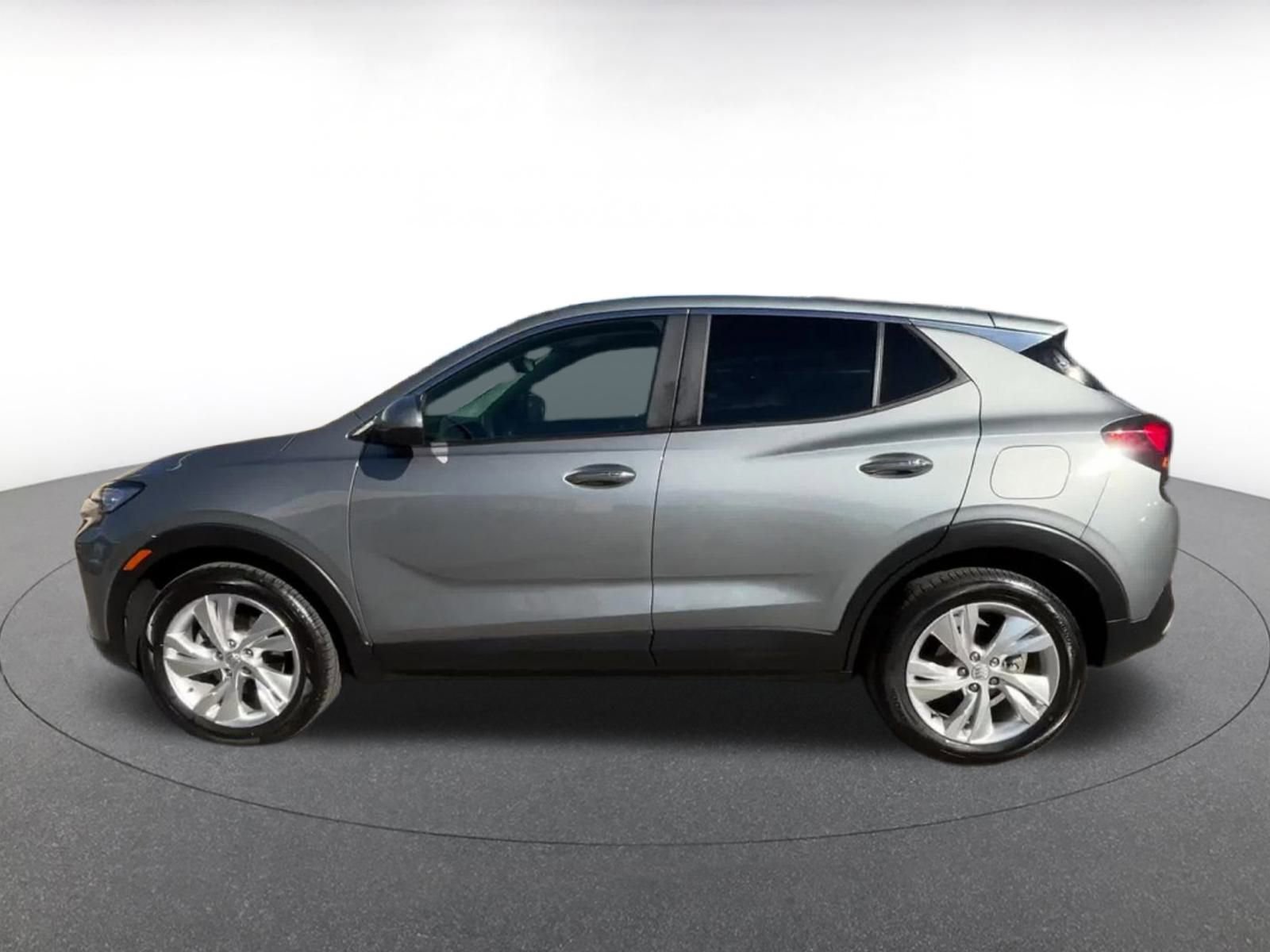 Used 2025 Buick Encore GX Preferred image 9