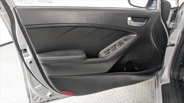 Used 2017 Kia Forte LX w/ LX Popular Plus Package image 10