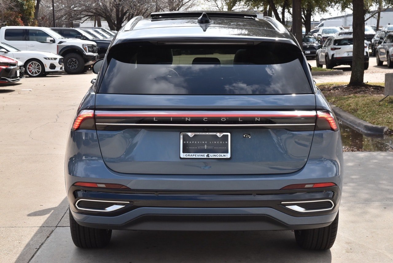 New 2026 Lincoln Nautilus Reserve AWD/4WD image 15