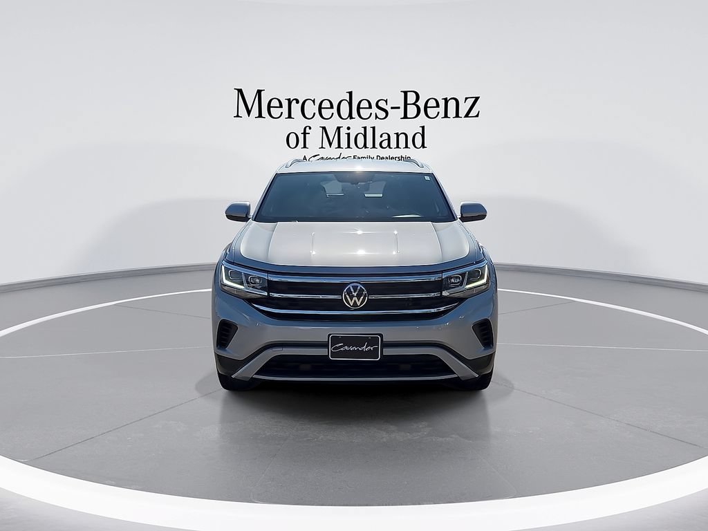 Used 2022 Volkswagen Atlas Cross Sport SE FWD image 3