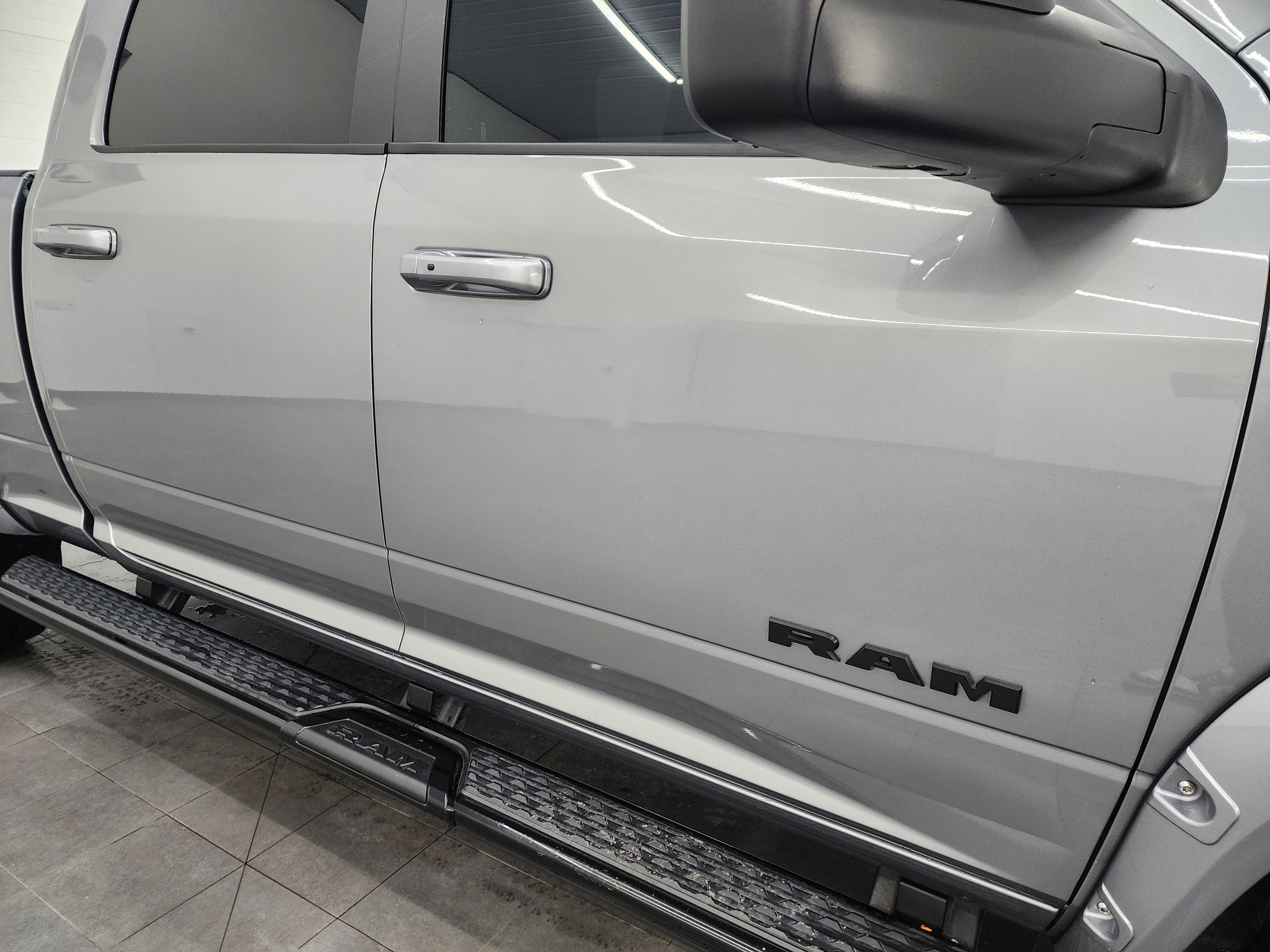 Used 2024 RAM 2500 Laramie w/ Night Edition image 23