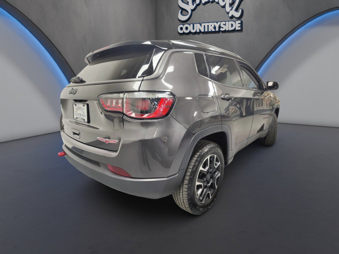 Used 2020 Jeep Compass Trailhawk w/ Cold Weather Group AWD/4WD image 9