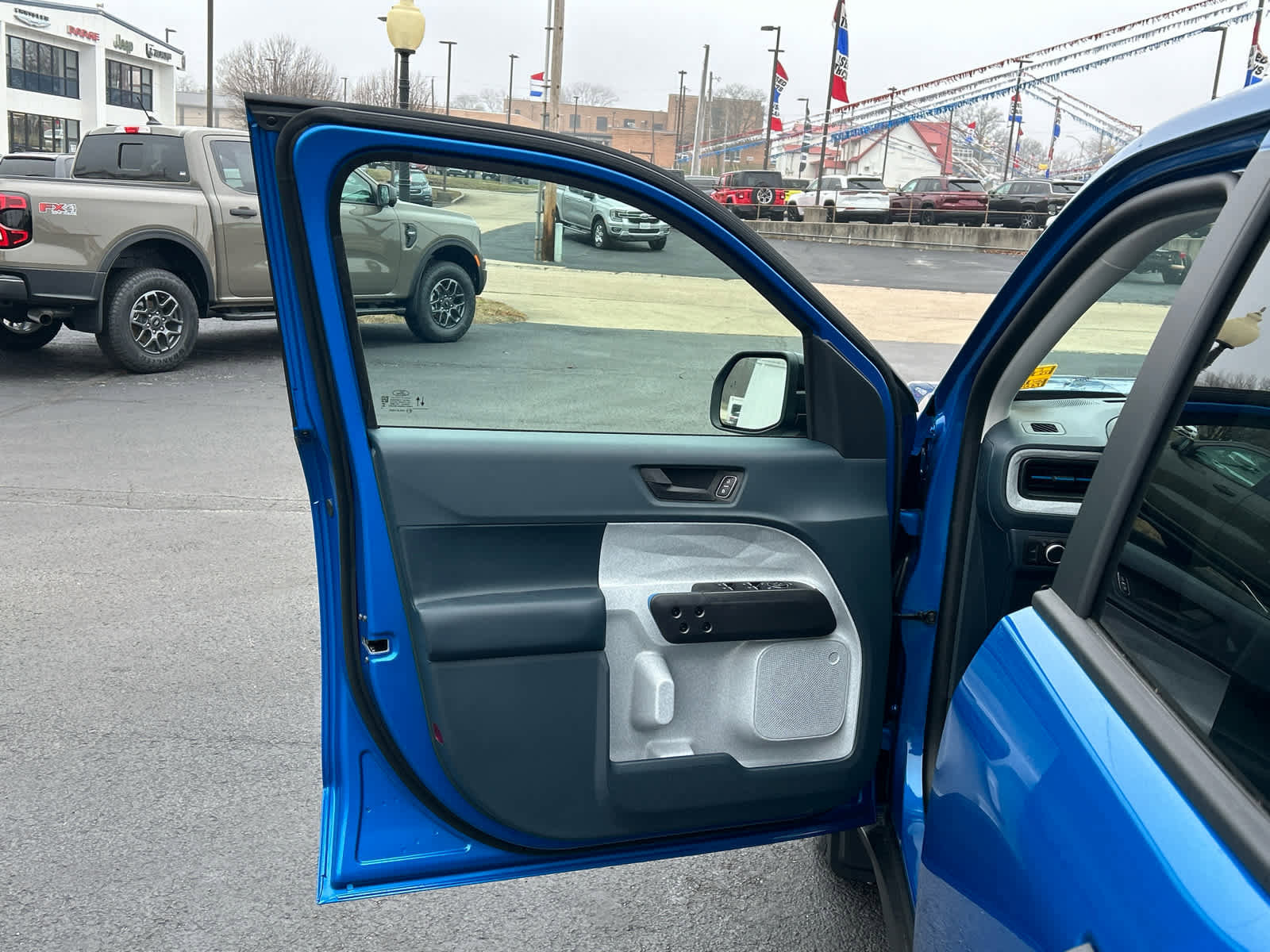 New 2026 Ford Maverick XLT w/ XLT Luxury Package image 18
