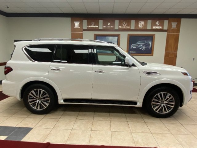 Used 2023 Nissan Armada SL w/ Cargo Package AWD/4WD image 2