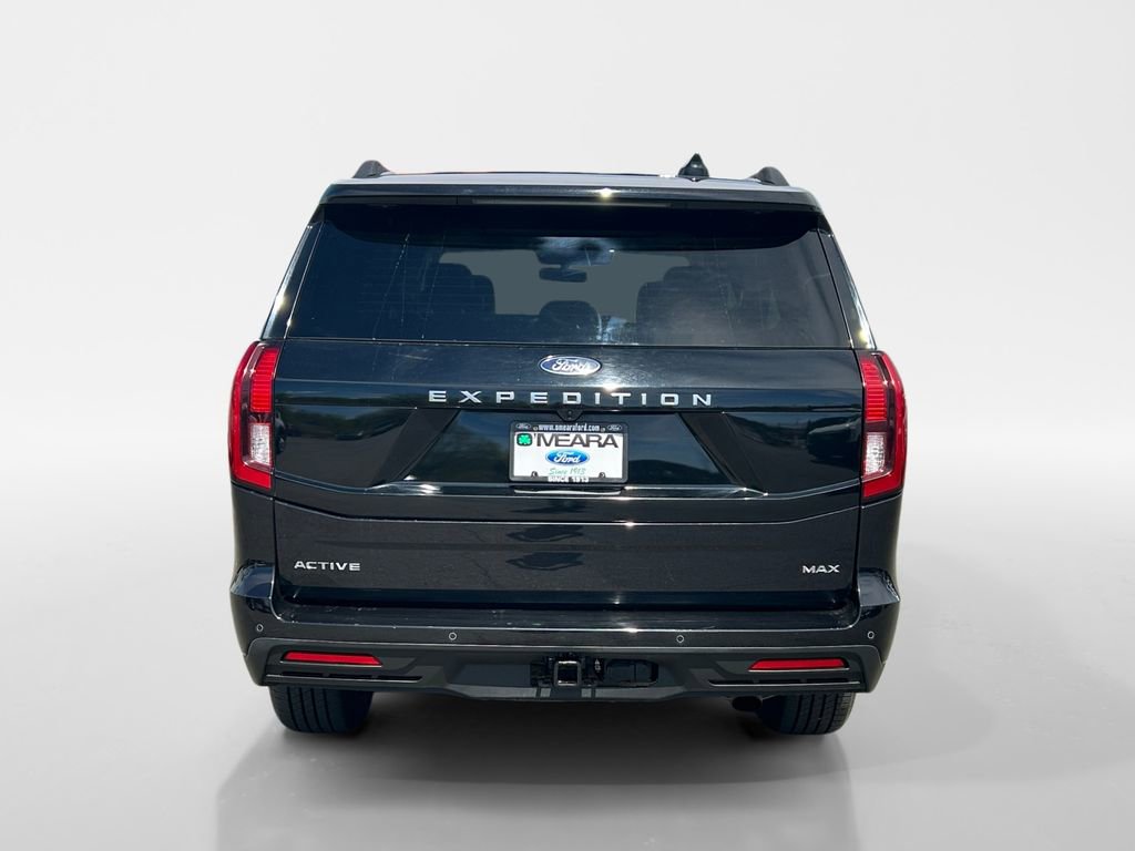 Used 2025 Ford Expedition Max Active AWD/4WD image 5