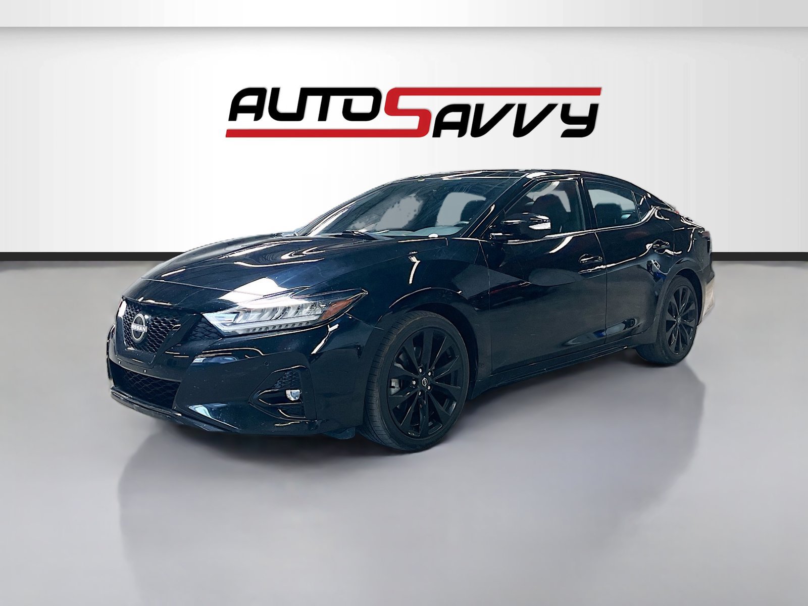 Used 2023 Nissan Maxima SR w/ Sport Mat Group FWD image 3
