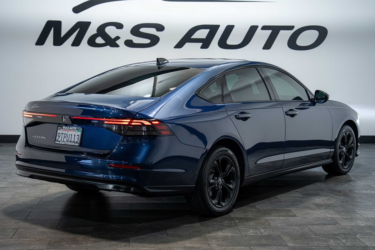 Used 2025 Honda Accord SE image 2