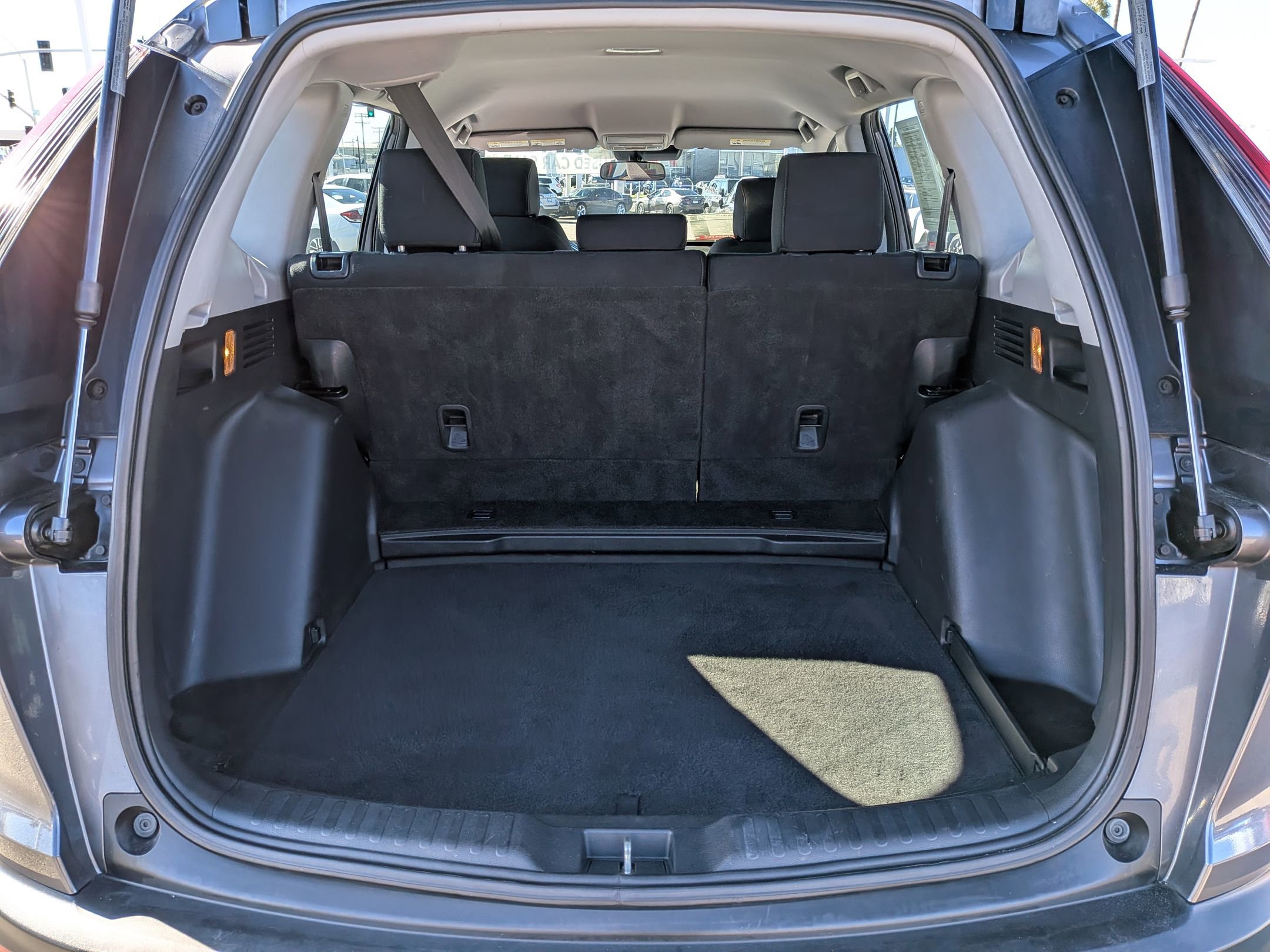 Used 2020 Honda CR-V LX image 28