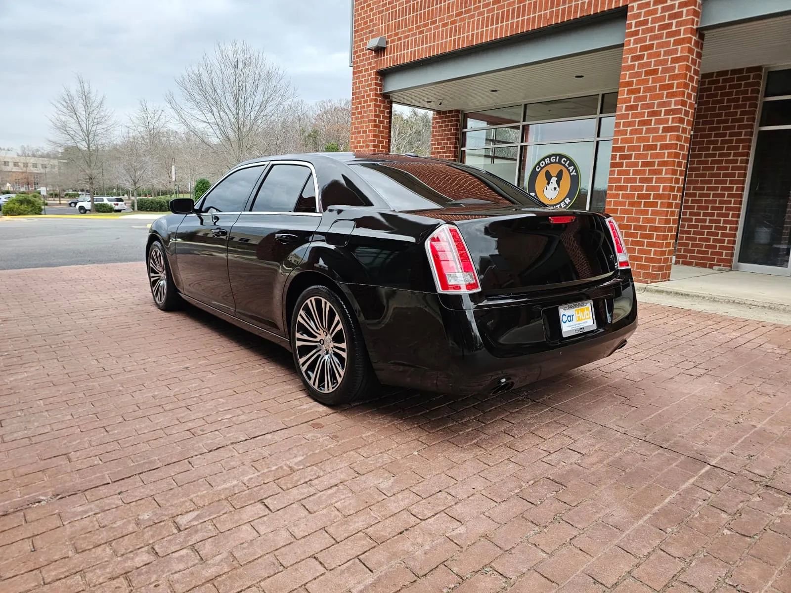 Used 2013 Chrysler 300 S w/ Luxury Group image 4