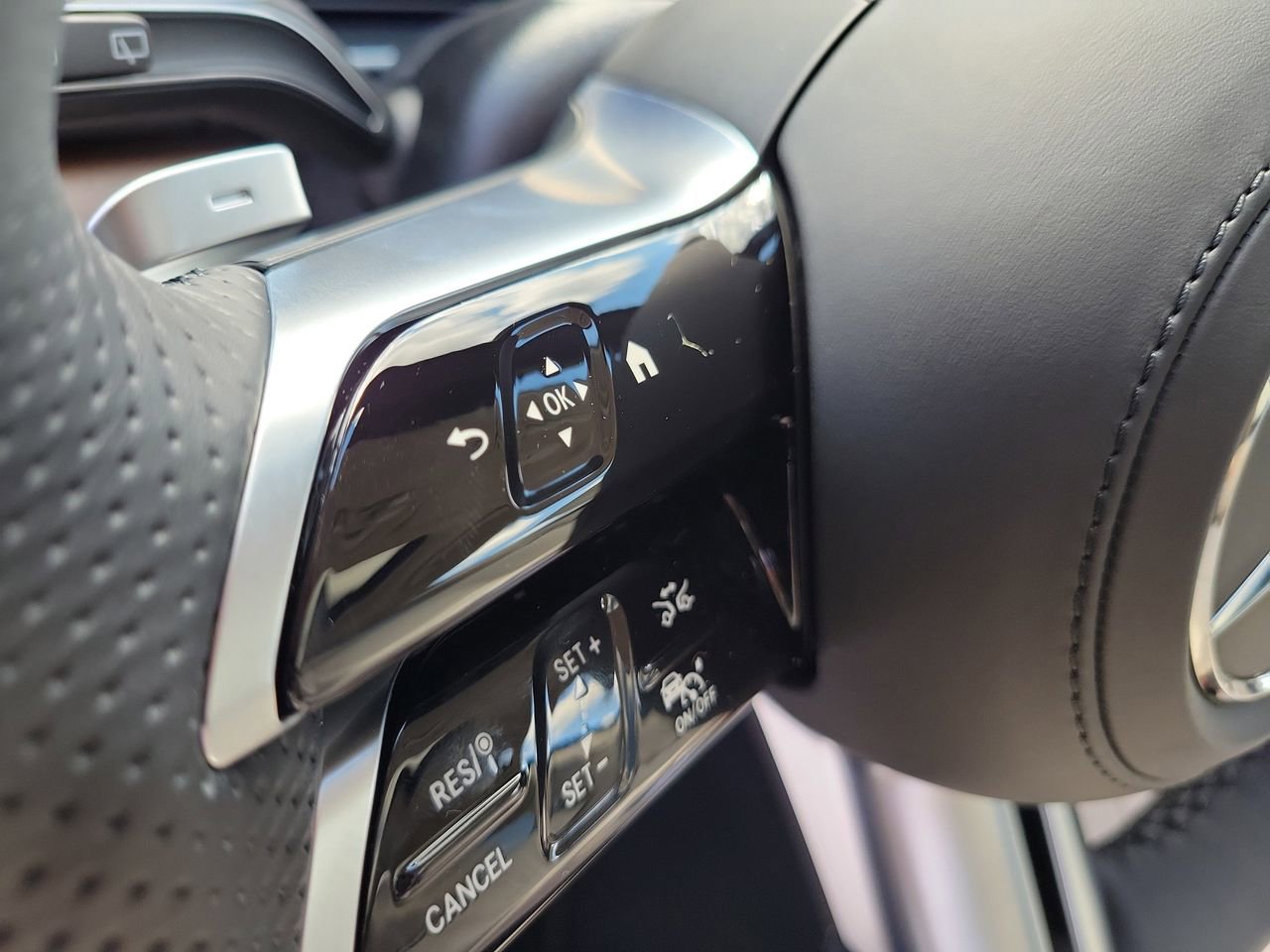 New 2026 Mercedes-Benz GLS 450 4MATIC image 26