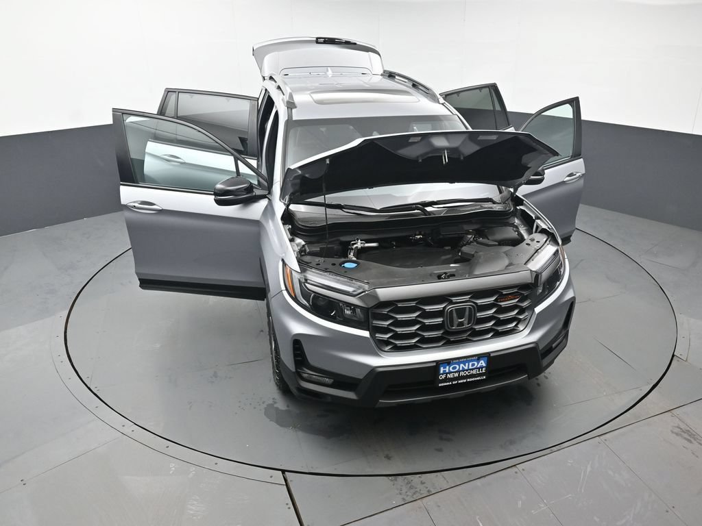 Certified 2024 Honda Passport TrailSport image 55