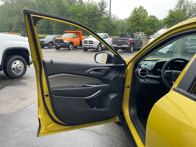 Used 2024 Chevrolet Trax ACTIV w/ Driver Confidence Package image 25