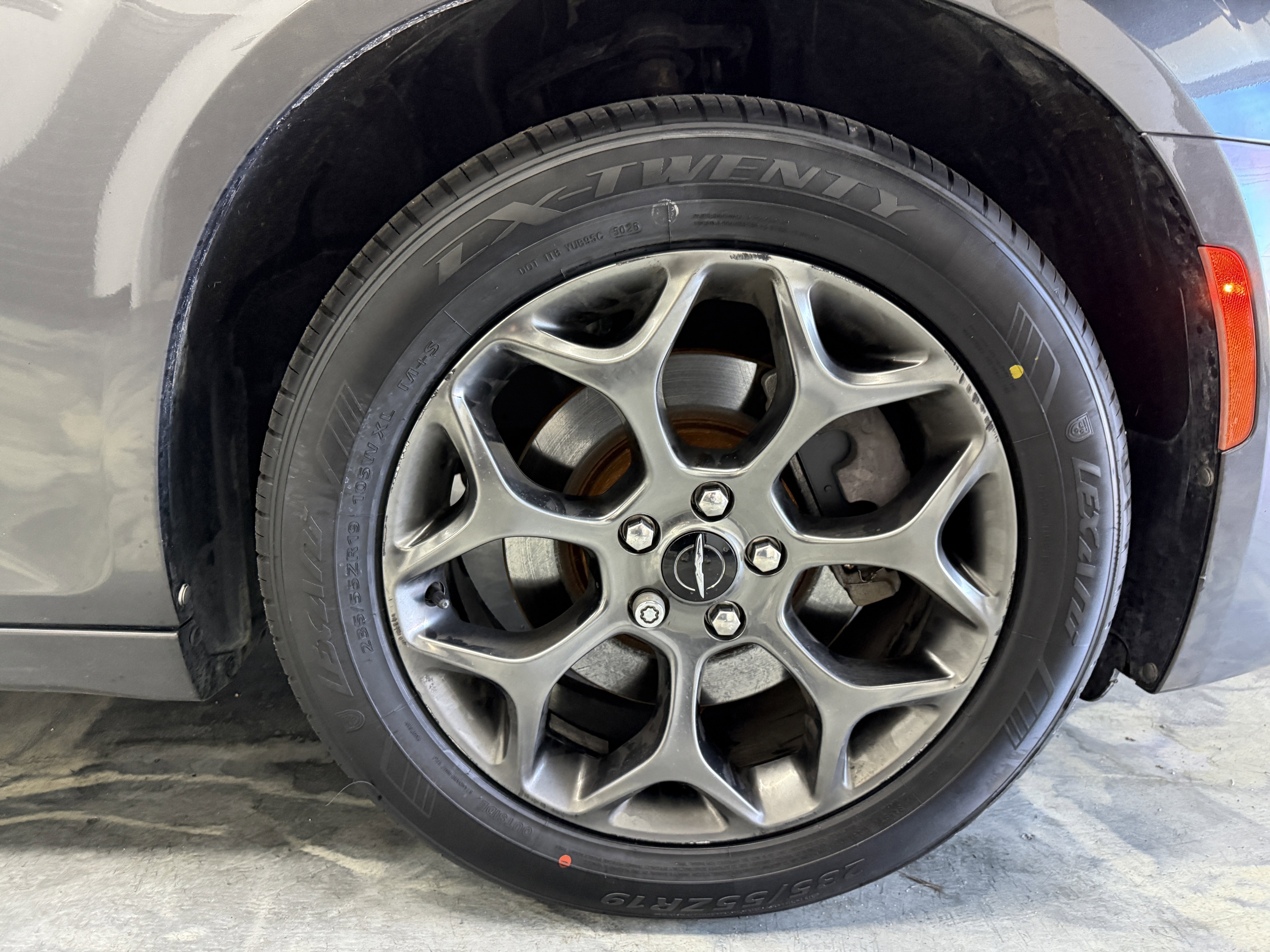 Used 2017 Chrysler 300 S image 25