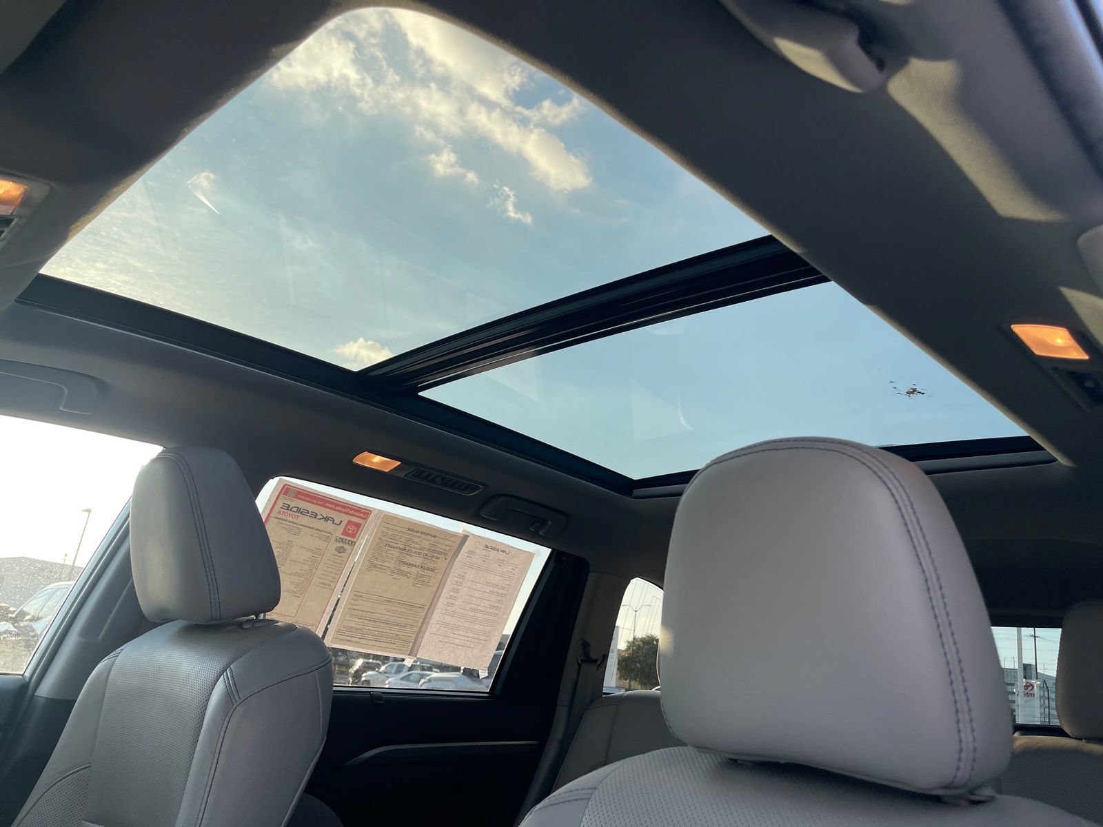 Used 2019 Toyota Highlander Limited Platinum FWD image 36