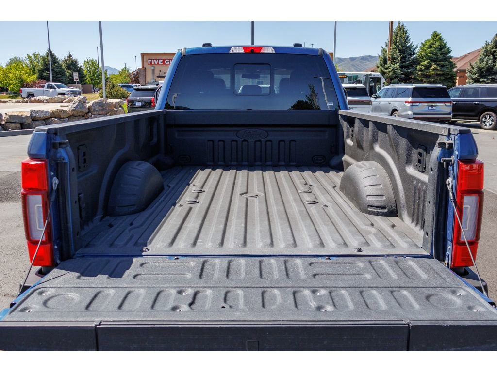 Used 2022 Ford F350 Platinum AWD/4WD image 14