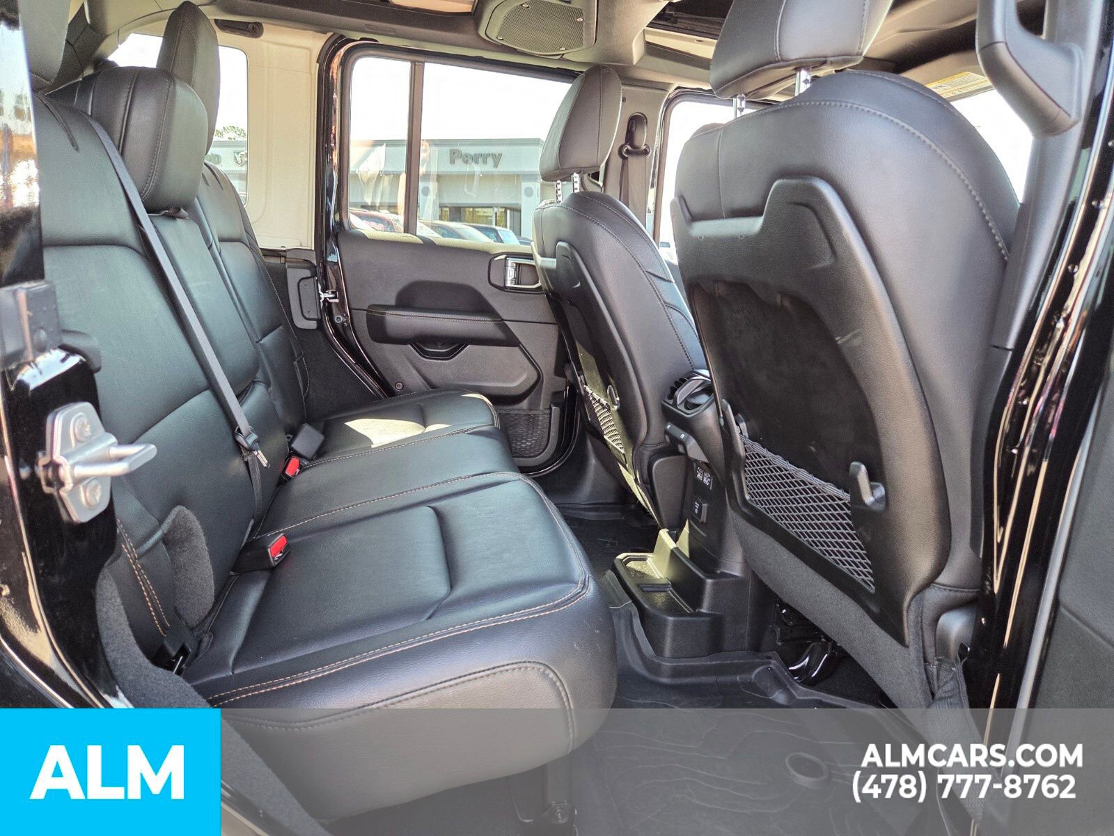 Used 2024 Jeep Wrangler Sahara w/ Safety Group image 17