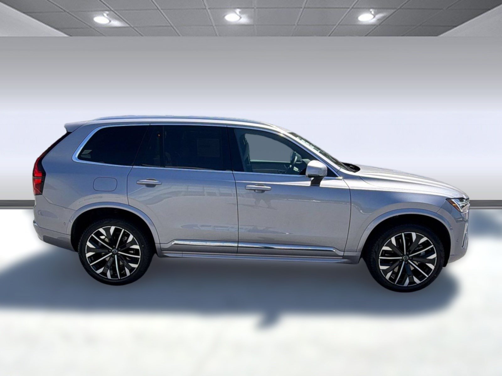 New 2026 Volvo XC90 T8 Plus w/ Protection Package Premier AWD/4WD image 8