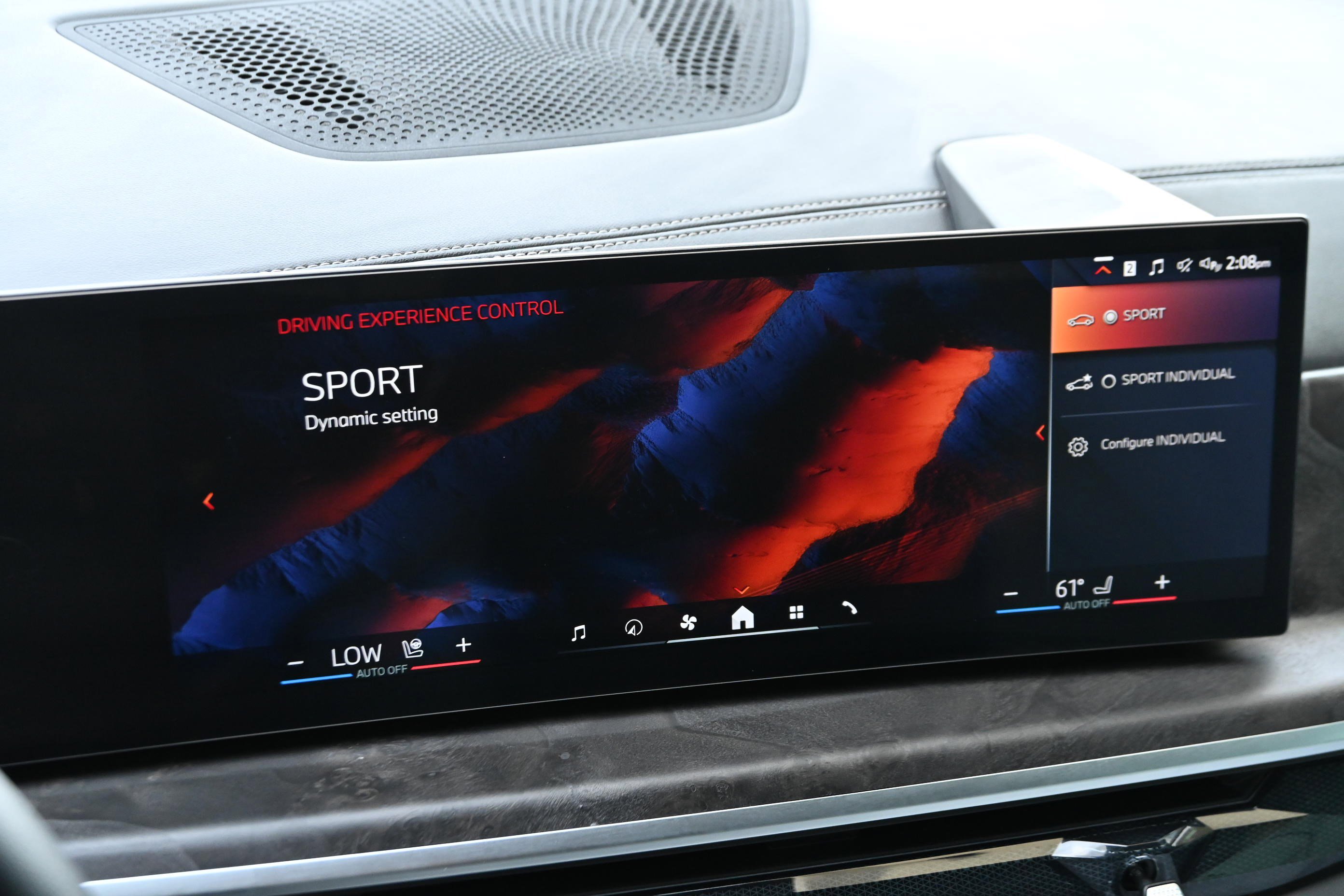 Used 2026 BMW X5 xDrive40i w/ Premium Package image 31