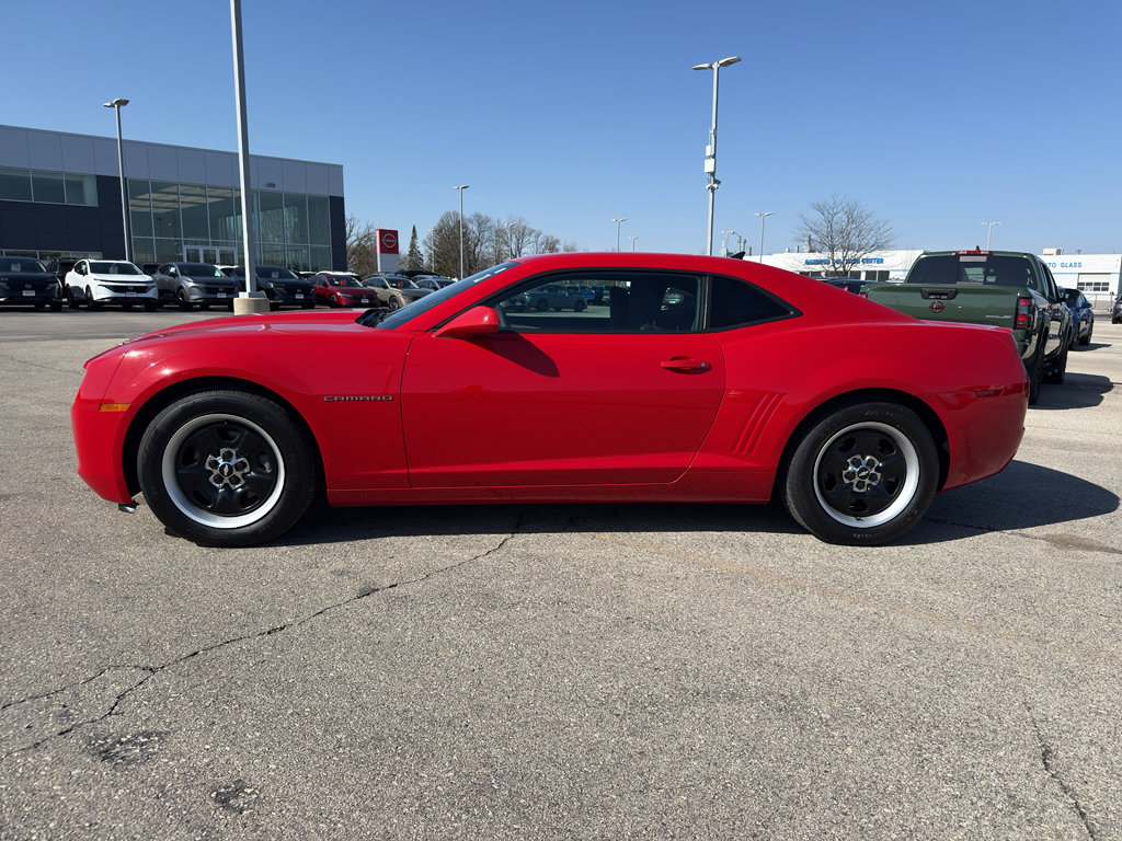 Used 2013 Chevrolet Camaro LS RWD image 6