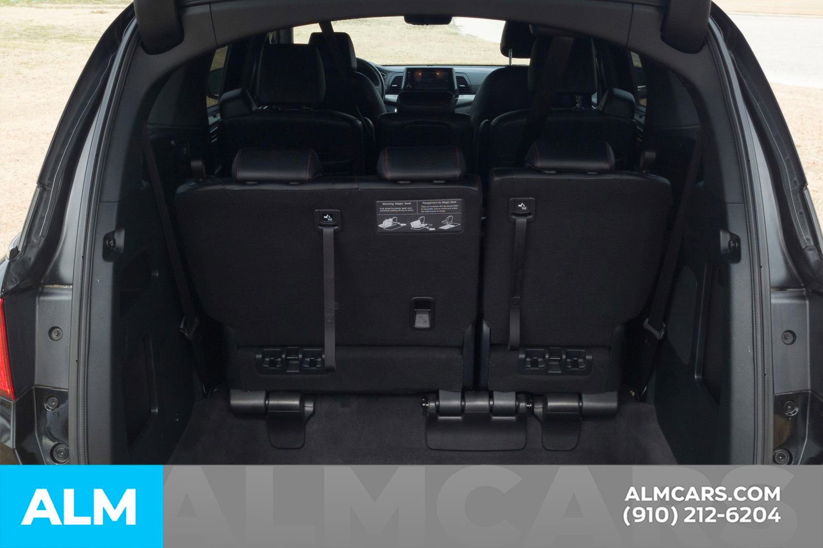 Used 2023 Honda Odyssey Sport image 9