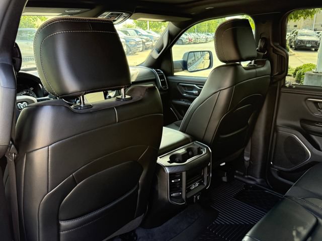 Used 2024 RAM 1500 Laramie AWD/4WD image 25
