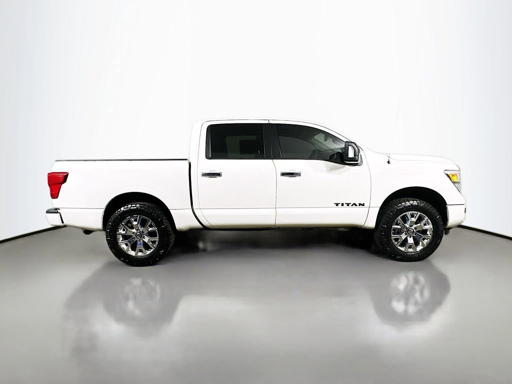Used 2021 Nissan Titan SV w/ SV Convenience Package AWD/4WD image 7