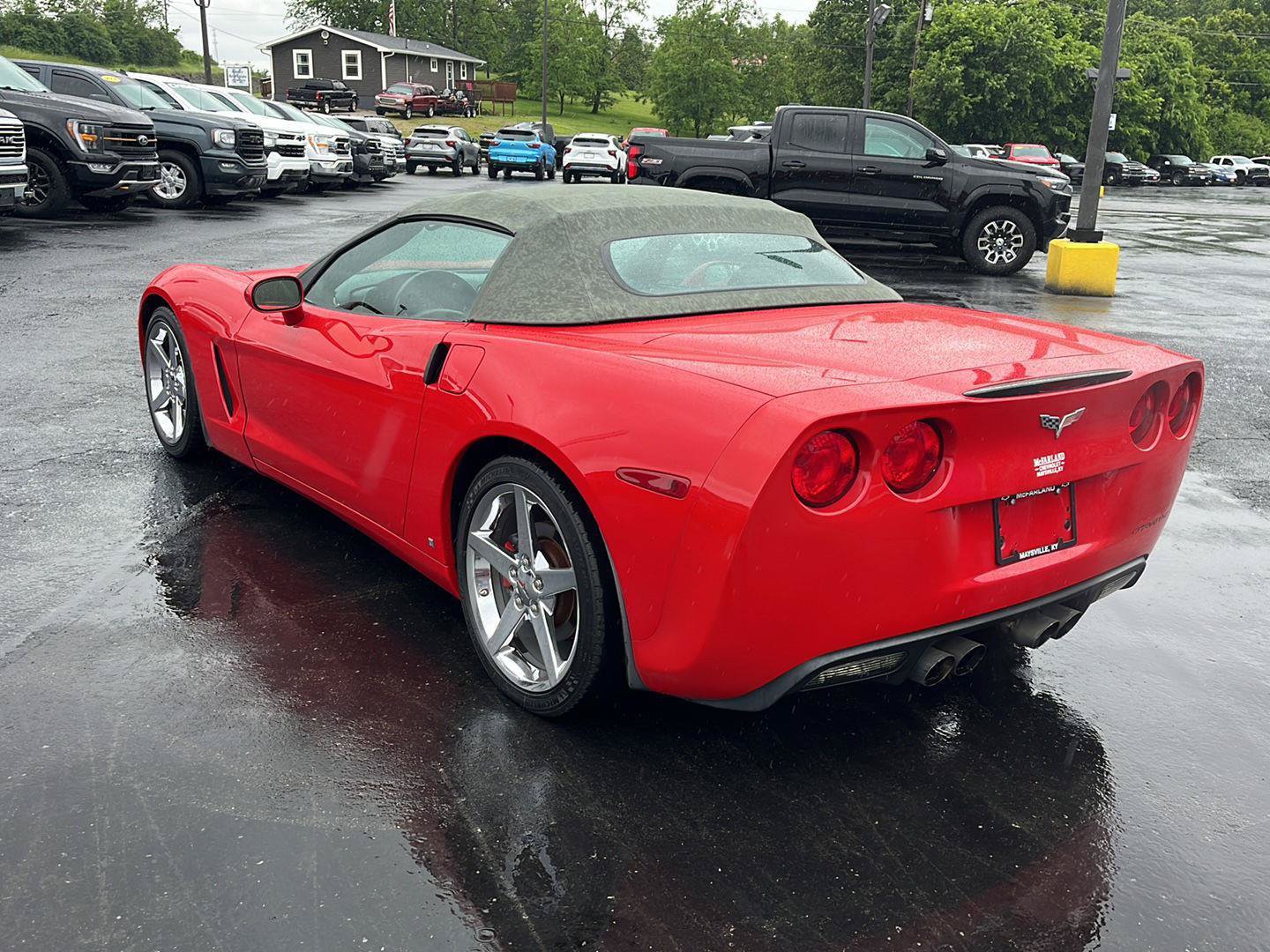 Used 2007 Chevrolet Corvette Convertible w/ Preferred Equipment Group RWD video 3