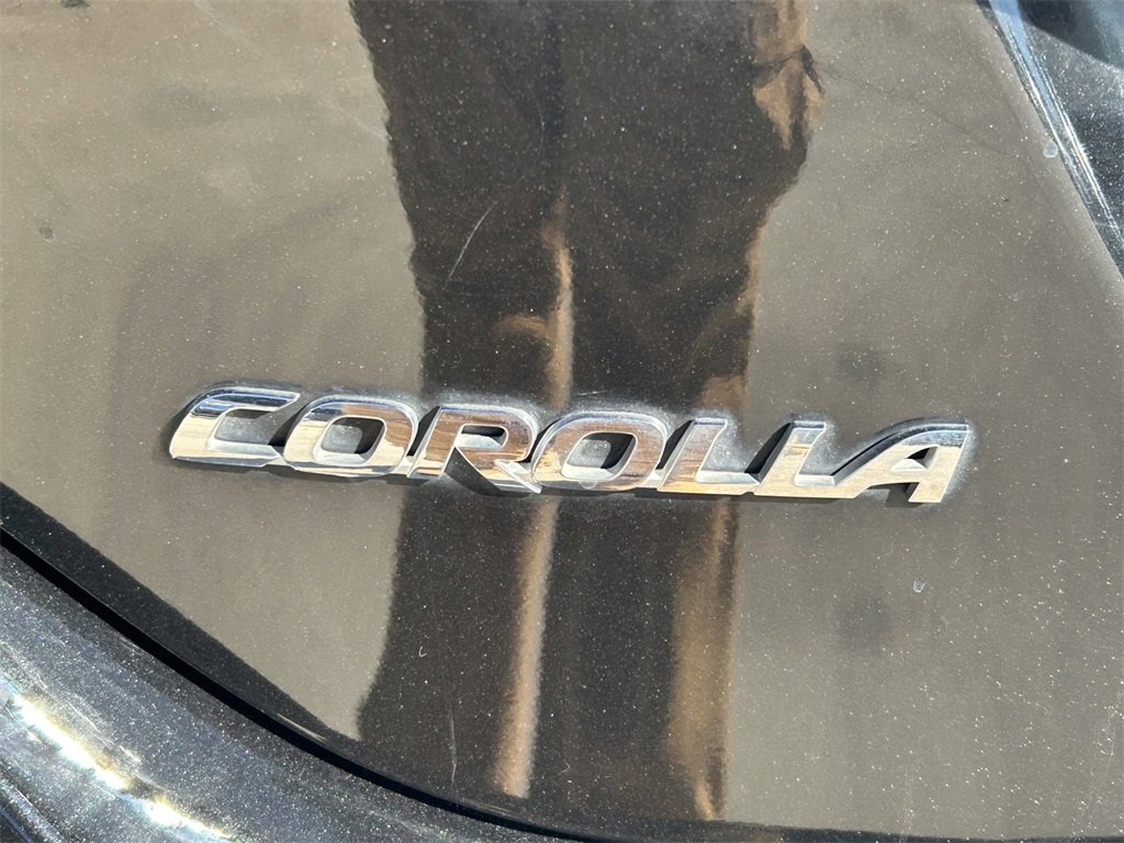Used 2019 Toyota Corolla L image 12