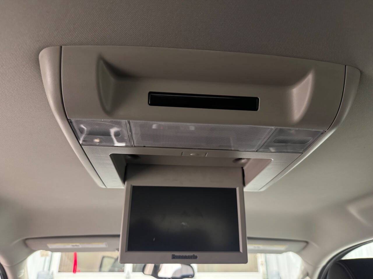 Used 2011 Chevrolet Traverse LT w/ Red Premiere Package image 25