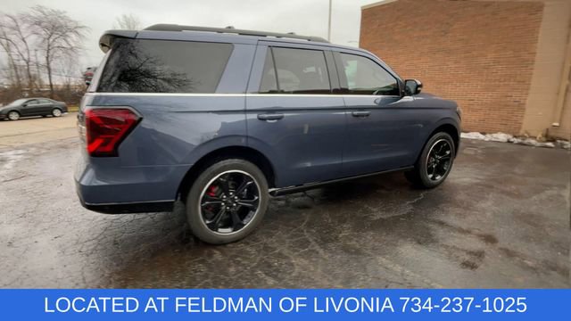 Used 2022 Ford Expedition Limited image 8