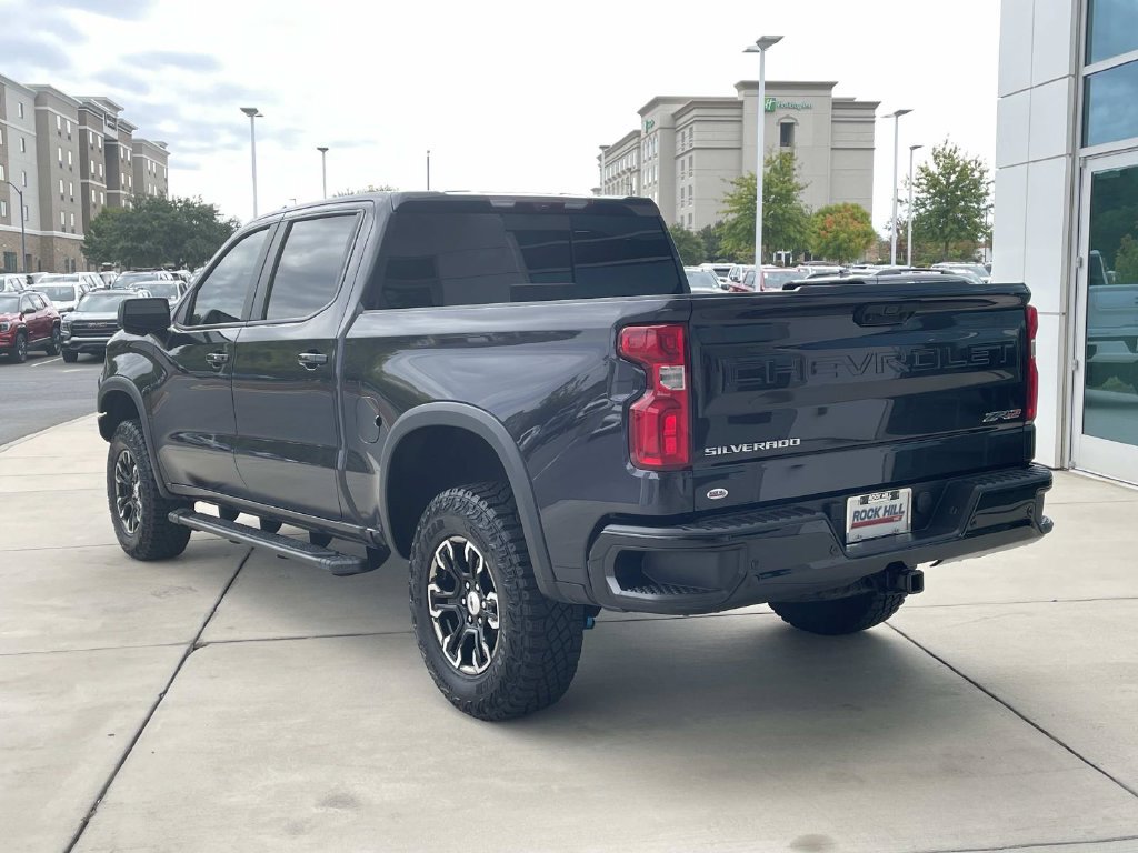 Used 2024 Chevrolet Silverado 1500 ZR2 w/ Technology Package AWD/4WD image 2