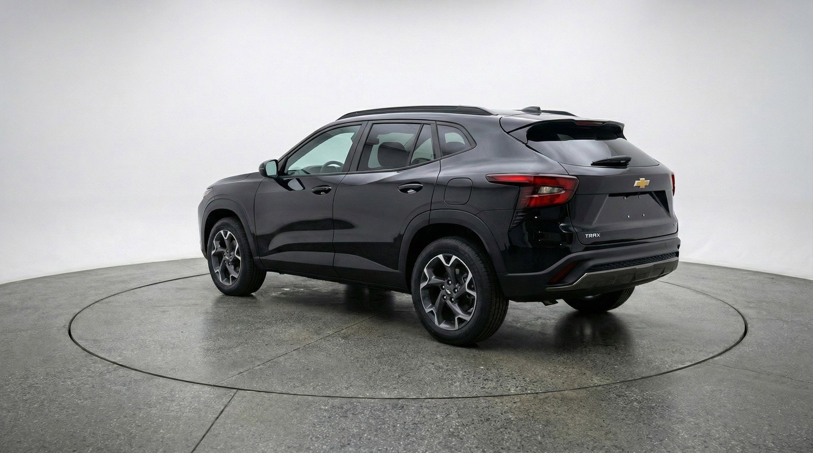 Used 2025 Chevrolet Trax LT image 6