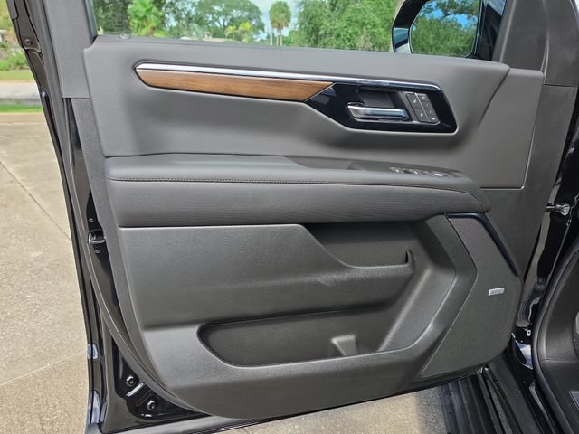New 2026 Chevrolet Tahoe High Country RWD image 18