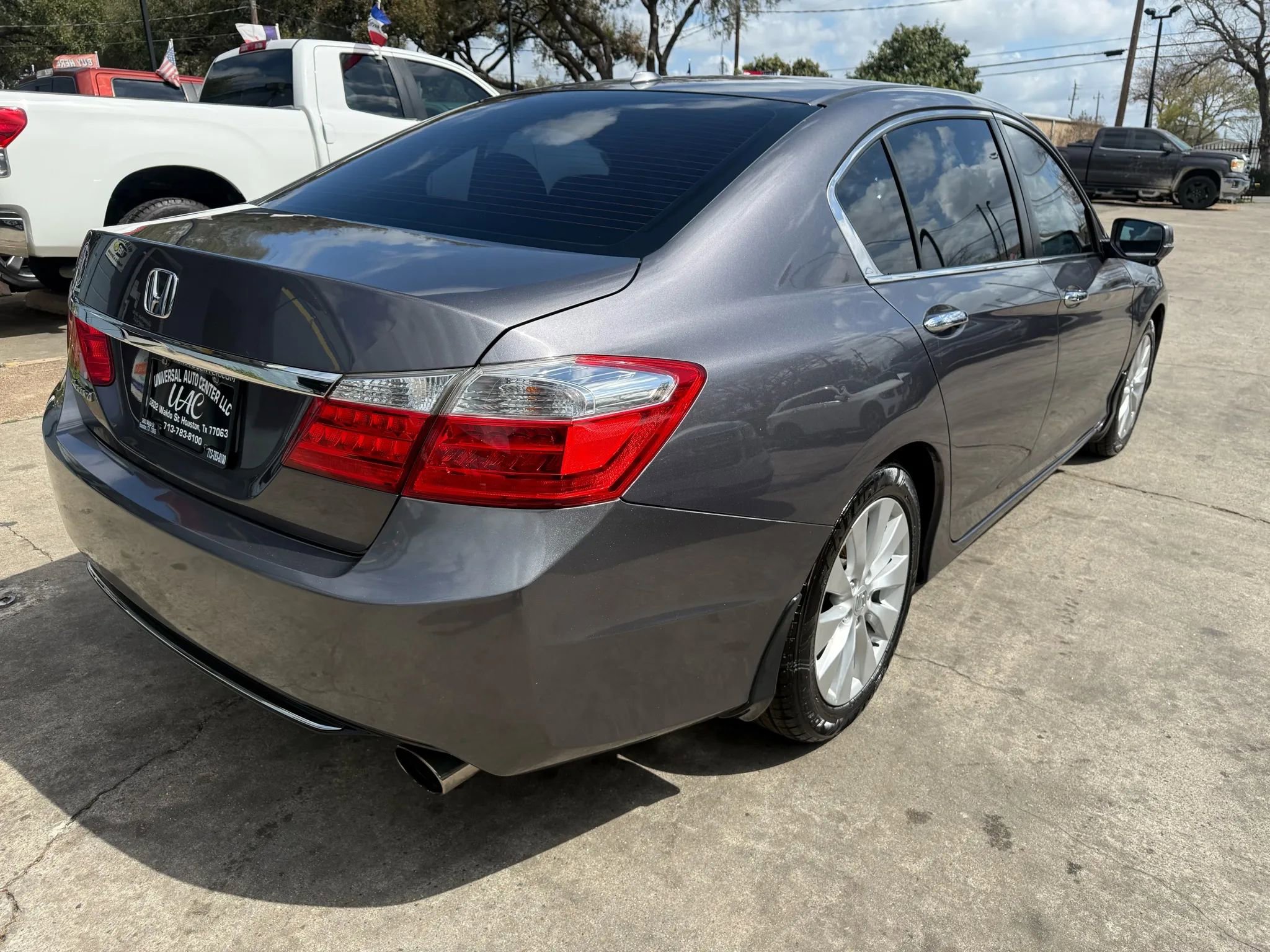 Used 2015 Honda Accord EX-L image 7