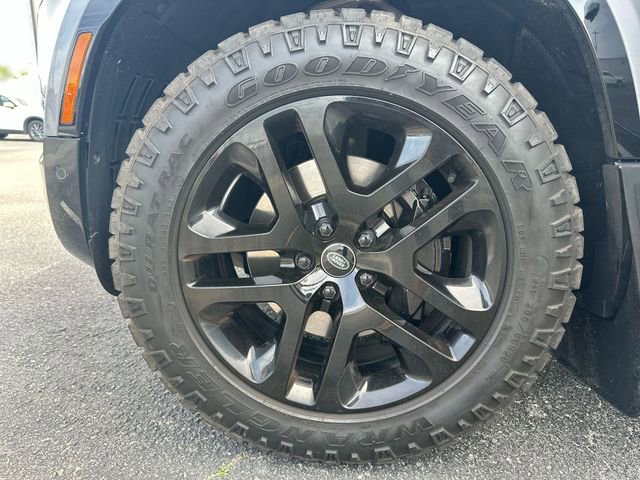 Used 2024 Land Rover Defender 130 Outbound image 11